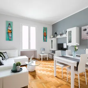  Holiday home Homehouse Giulio Cesare-san Pietro Italy